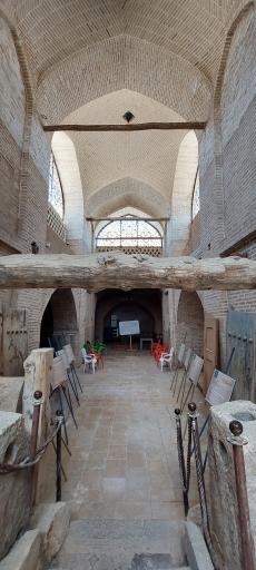 عکس سایت آثار باستانی زیرزمینی ورنوسفادران