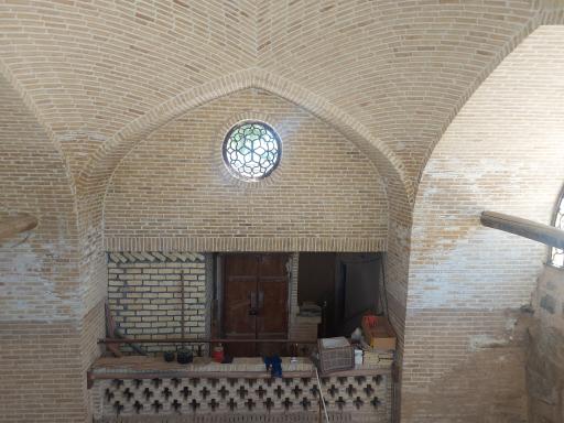 عکس سایت آثار باستانی زیرزمینی ورنوسفادران