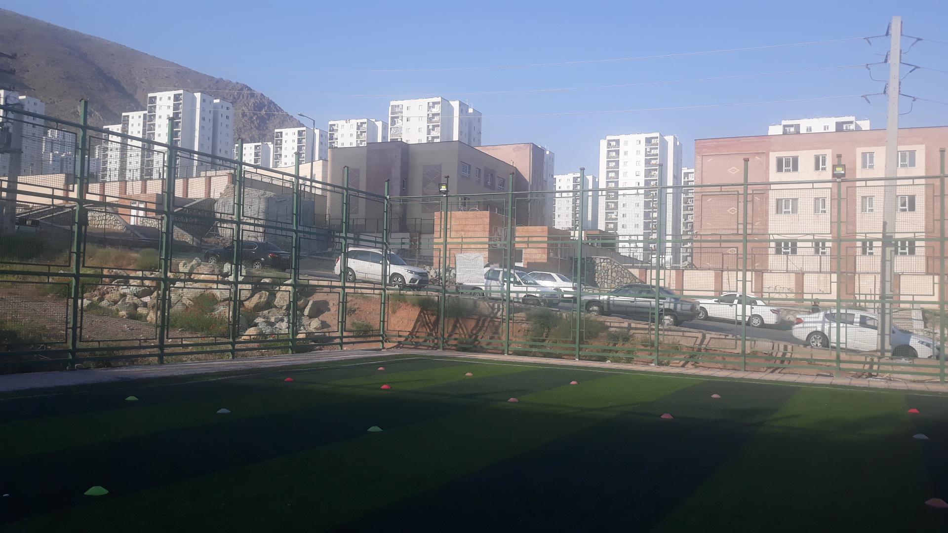 عکس زمین چمن مصنوعی فوتبال