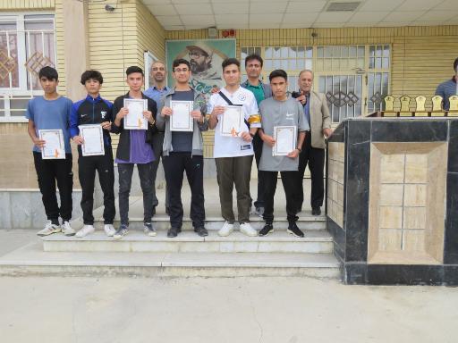 عکس دبیرستان پسرانه نمونه دولتی ۹ دی