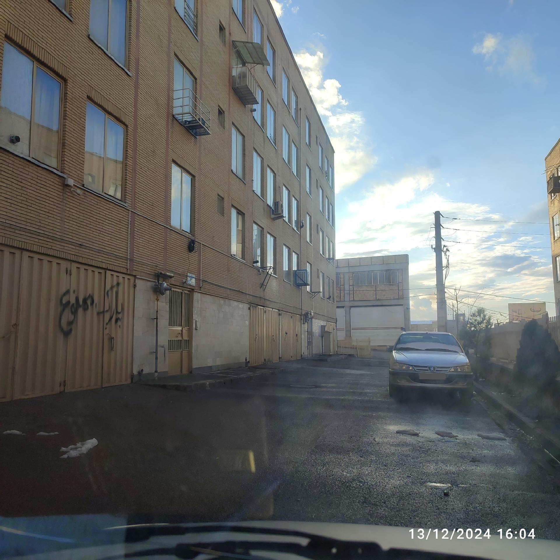 عکس ساختمان های مسکونی مهر ولایت