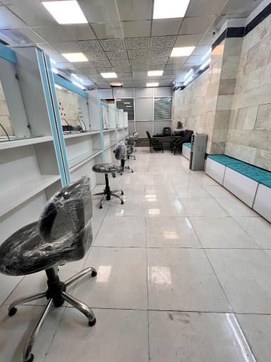 عکس امور مشترکین همراه اول هاشمی