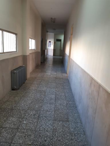 عکس مجتمع آموزشی صادقین