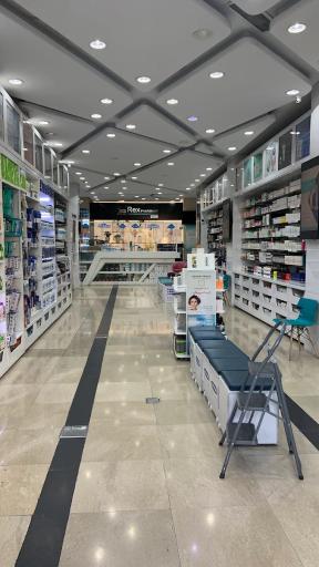 عکس داروخانه شبانه‌روزی رکس