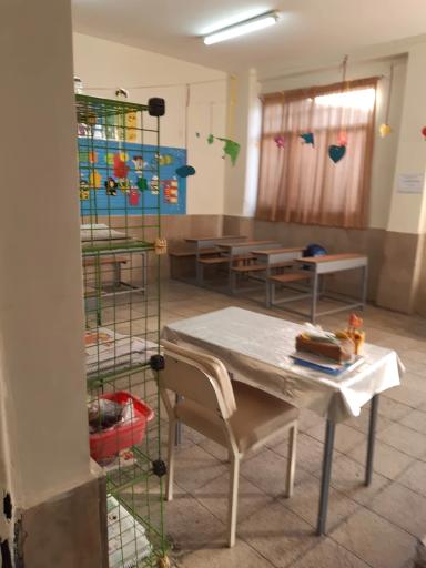 عکس مجتمع آموزشی صادقین