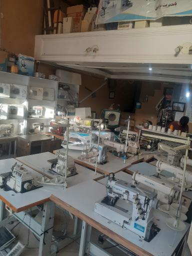 عکس فروشگاه و تعمیرگاه تخصصی چرخ خیاطی ژانومه و اتو بخار