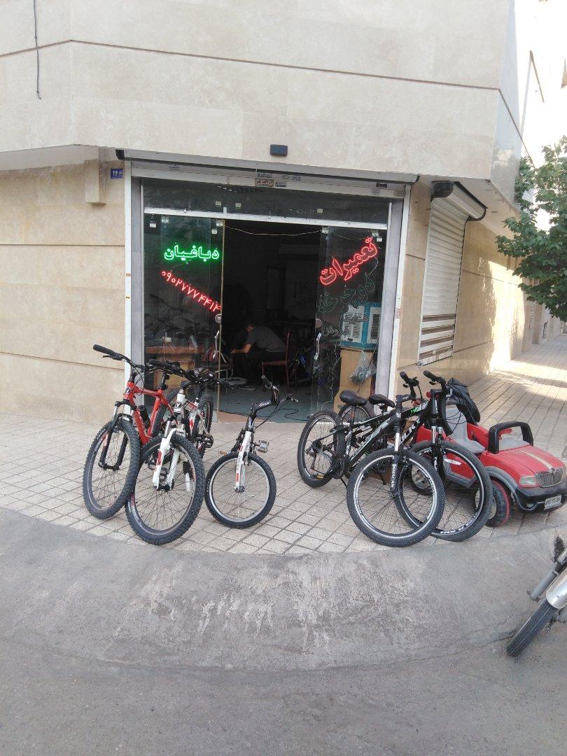 عکس تعمیرات ،خرید و فروش دوچرخه