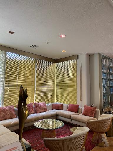 عکس موزه کتابخانه‌ سلطنتی نیاوران