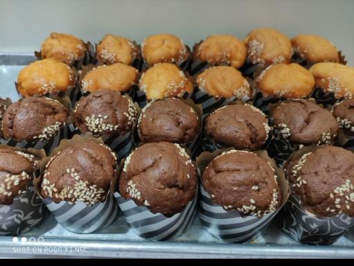 عکس خشکه‌ پزی و شیرینی شاه حمزه