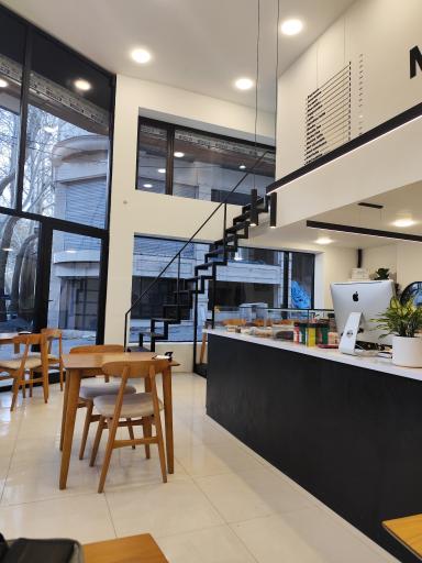 عکس کافه مومنتو (لحظه)