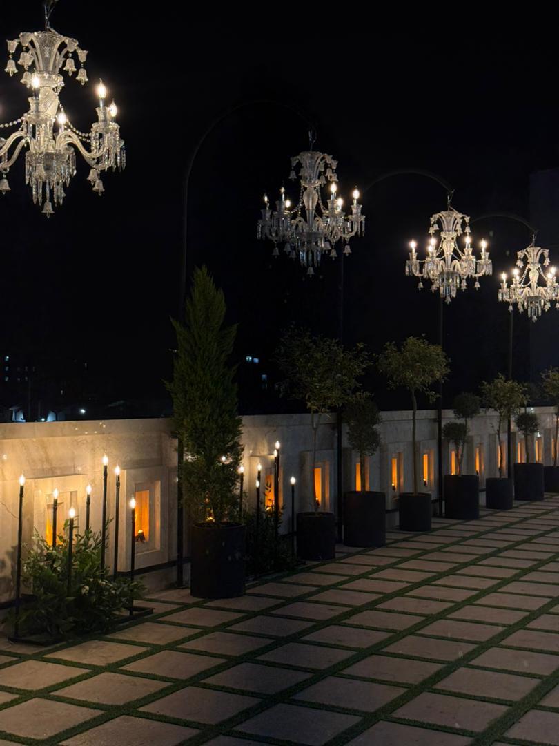 عکس عمارت عقد امپایر