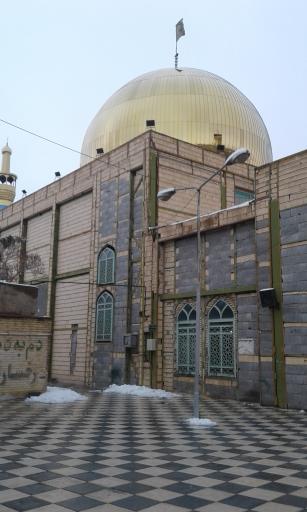 عکس امامزاده میر حیدر شاه و گلزار شهدا