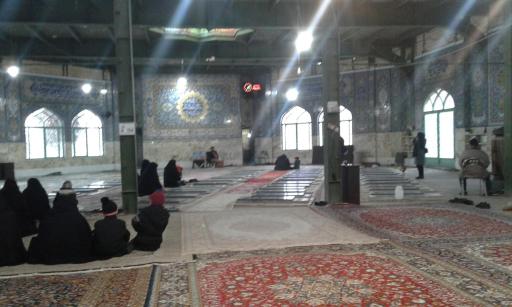 عکس امامزاده میر حیدر شاه و گلزار شهدا