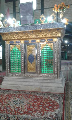 عکس امامزاده میر حیدر شاه و گلزار شهدا