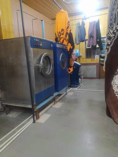 عکس خشکشویی و رنگرزی شهر