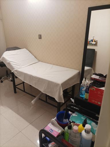 عکس مرکز پوست و سلامت راما