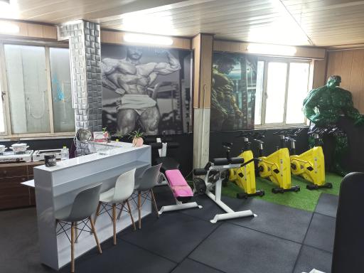 عکس باشگاه بدنسازی داتیس 