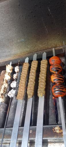 کبابی کت و کول