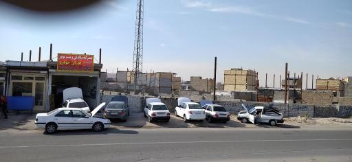 عکس مکانیکی وتست موتور آذران خودرو