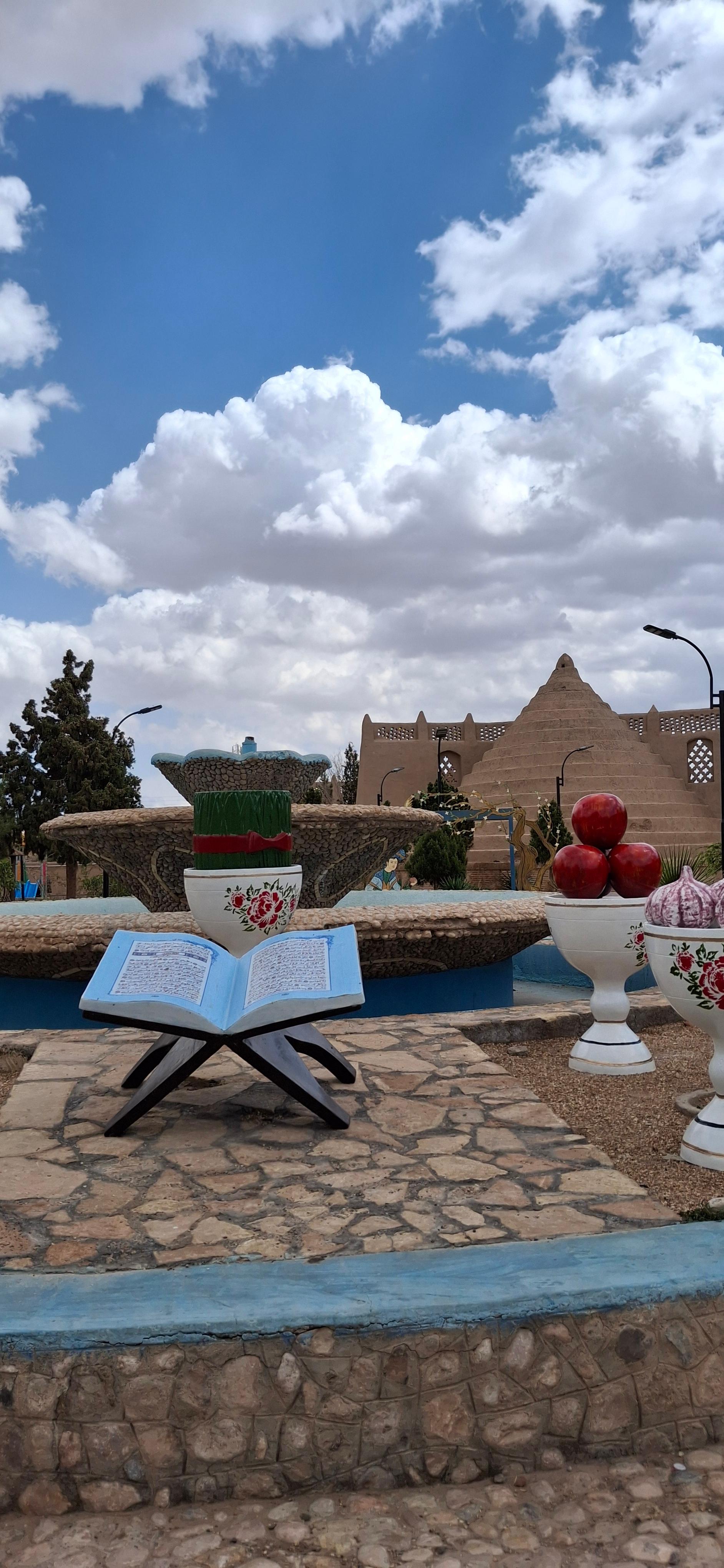 عکس یخدان راور