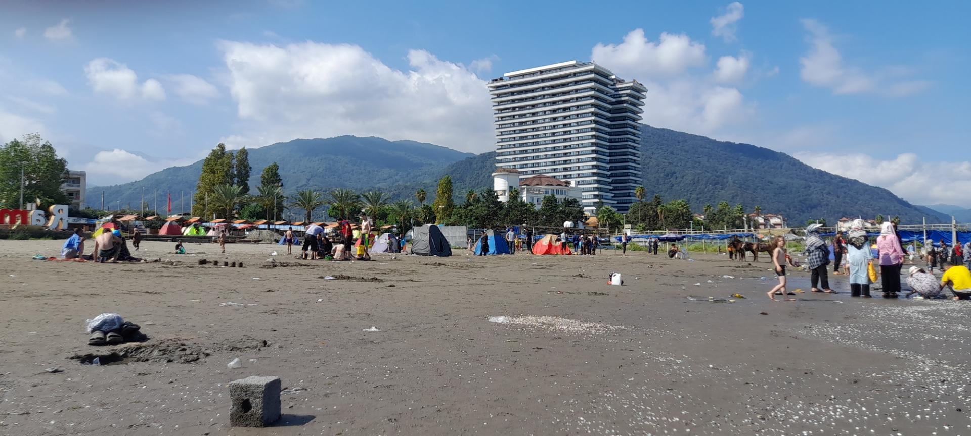 عکس ساحل شنی طلایی رامسر