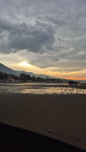 عکس ساحل شنی طلایی رامسر