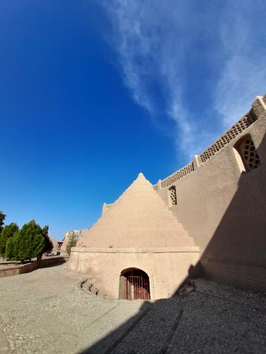 عکس یخدان راور