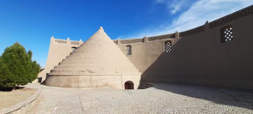 عکس یخدان راور