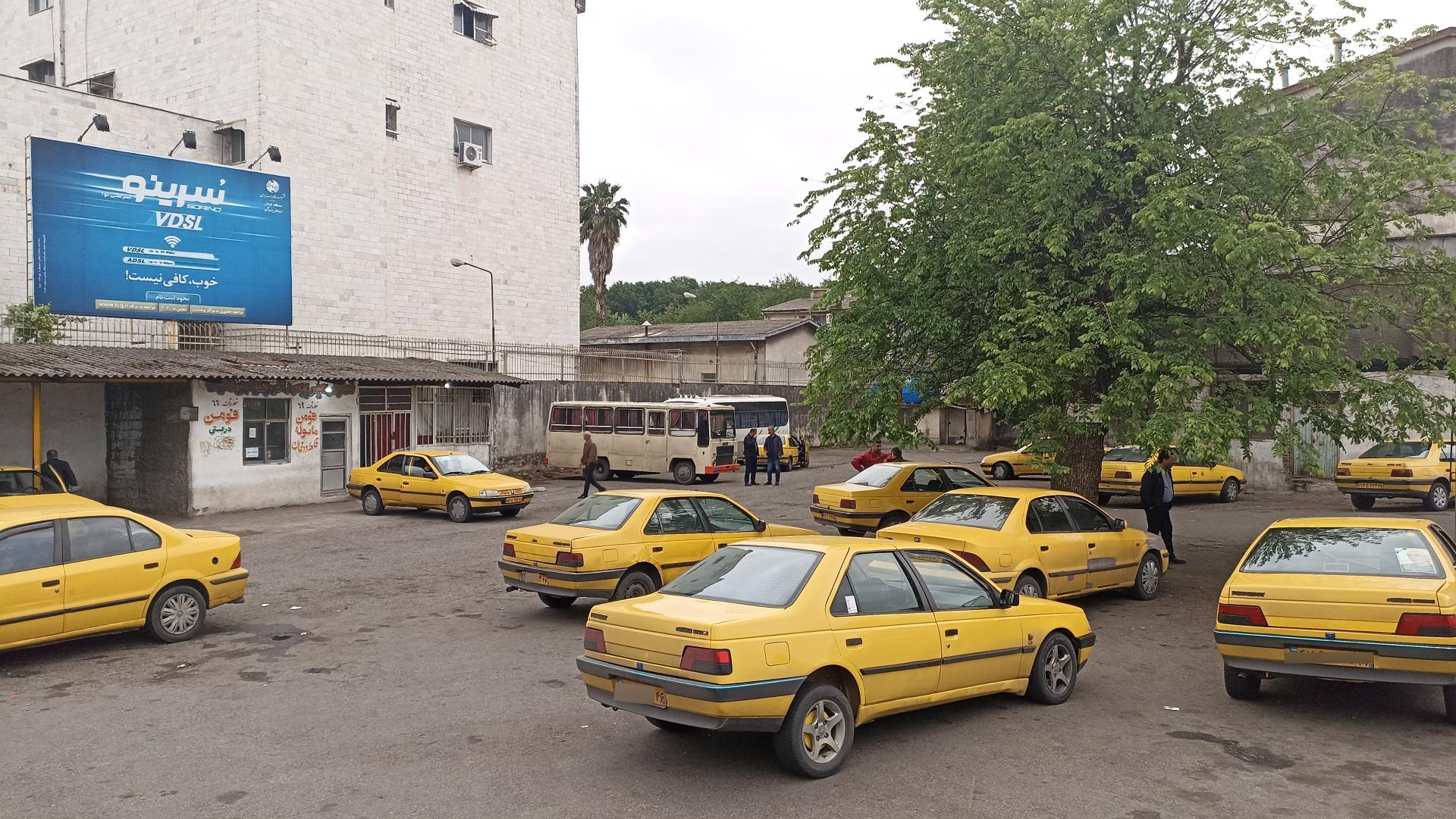 عکس ترمینال سواری صومعه سرا غرب گیلان