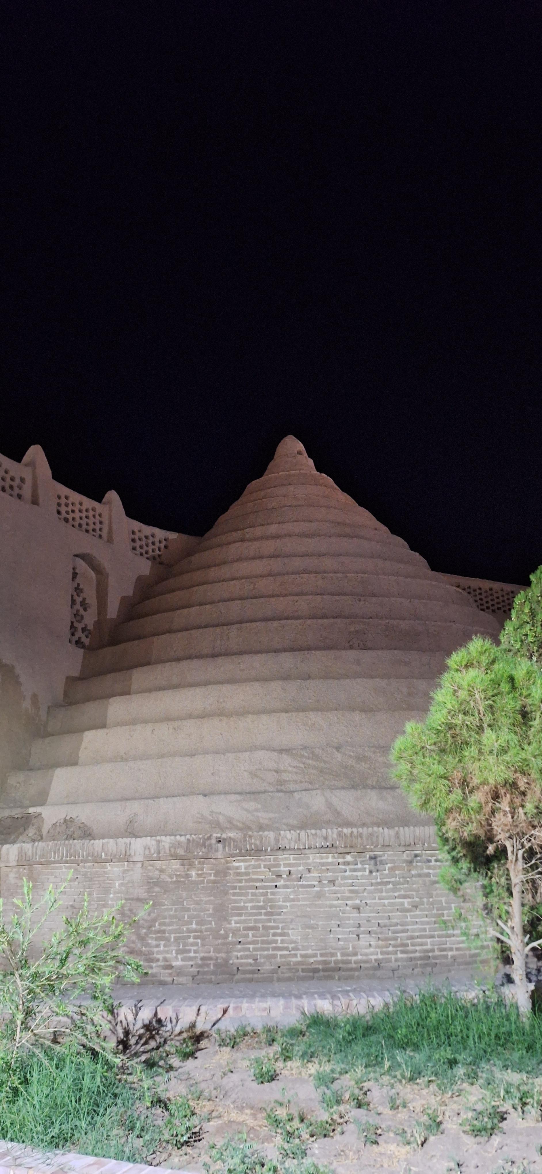 عکس یخدان راور