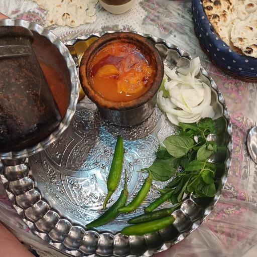 عکس سفره خانه سنتی باغ صبا