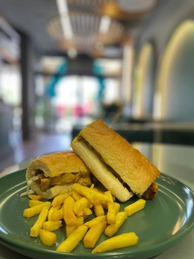 عکس کافه فست فود کارن