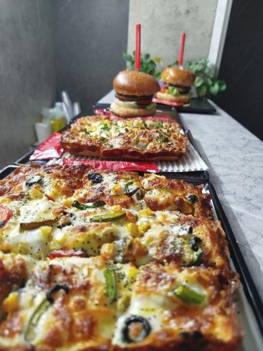 عکس پیتزا پاچینی همشهری