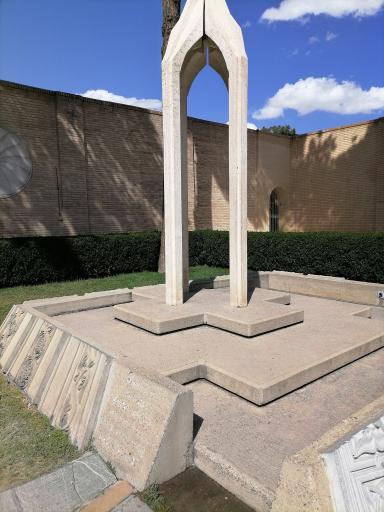 عکس بنای یادبود شهدای قتل عام ارامنه