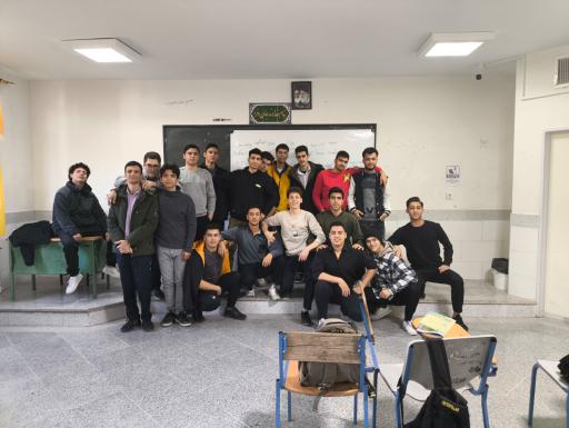 عکس دبیرستان امام صادق