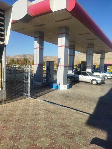 عکس پمپ گاز CNG مقدم