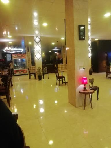 عکس مجموعه غذایی آزامال