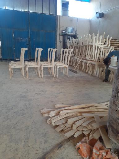 عکس کارگاه نجاری وزیری