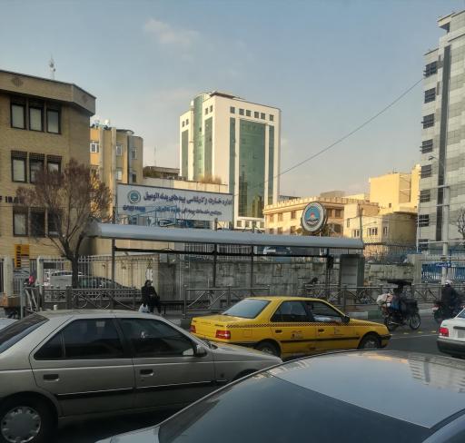 عکس قائم مقام
