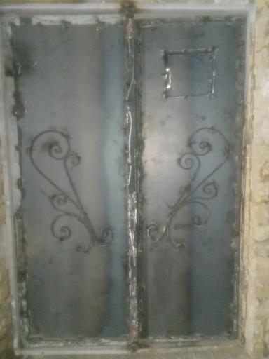 عکس کارگاه جوشکاری و آبگرمکن