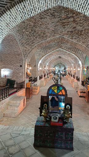 رستوران سنتی بابا میرزا