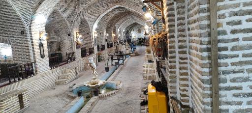 عکس رستوران سنتی بابا میرزا