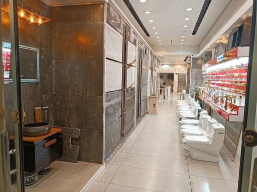 عکس فروشگاه کاشی پایتخت