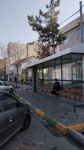 عکس ایستگاه اتوبوس مجتمع درمانی امام رضا