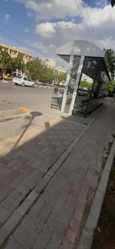 عکس ایستگاه اتوبوس مجتمع درمانی امام رضا