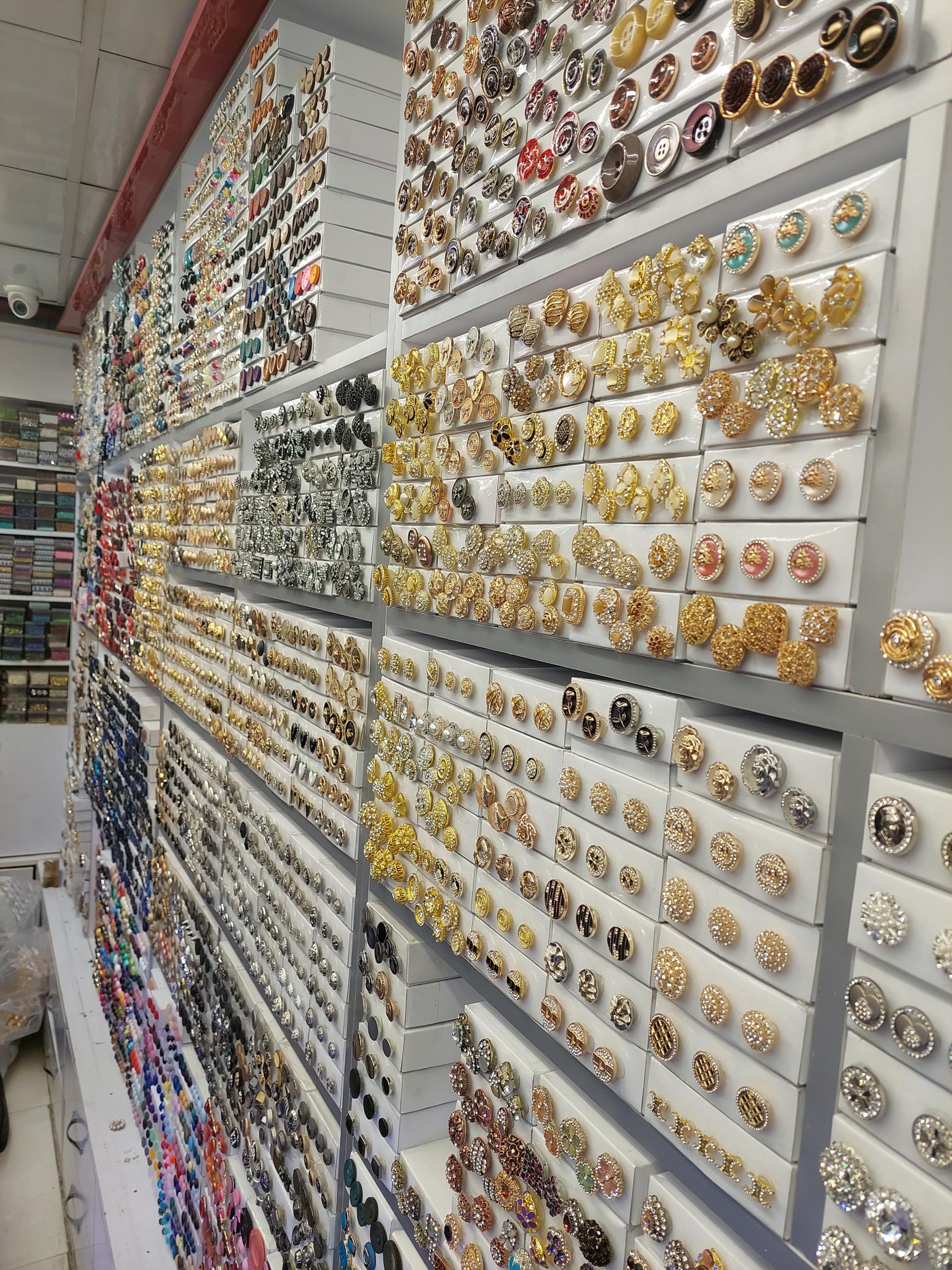 عکس فروشگاه نمونه