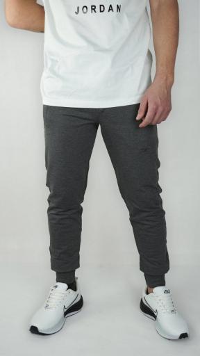 عکس تولیدی شلوار اسلش و تیشرت مردانه سیماکواستار 