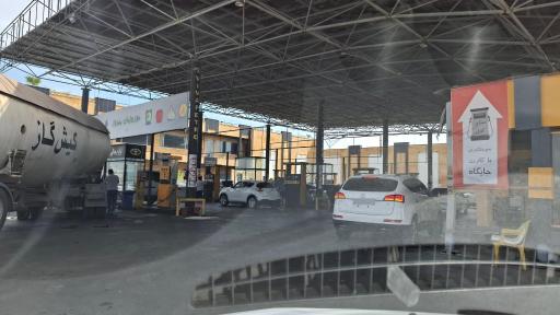 عکس پمپ بنزین و گازوییل ادیب زاده