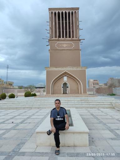 عکس بادگیر معین