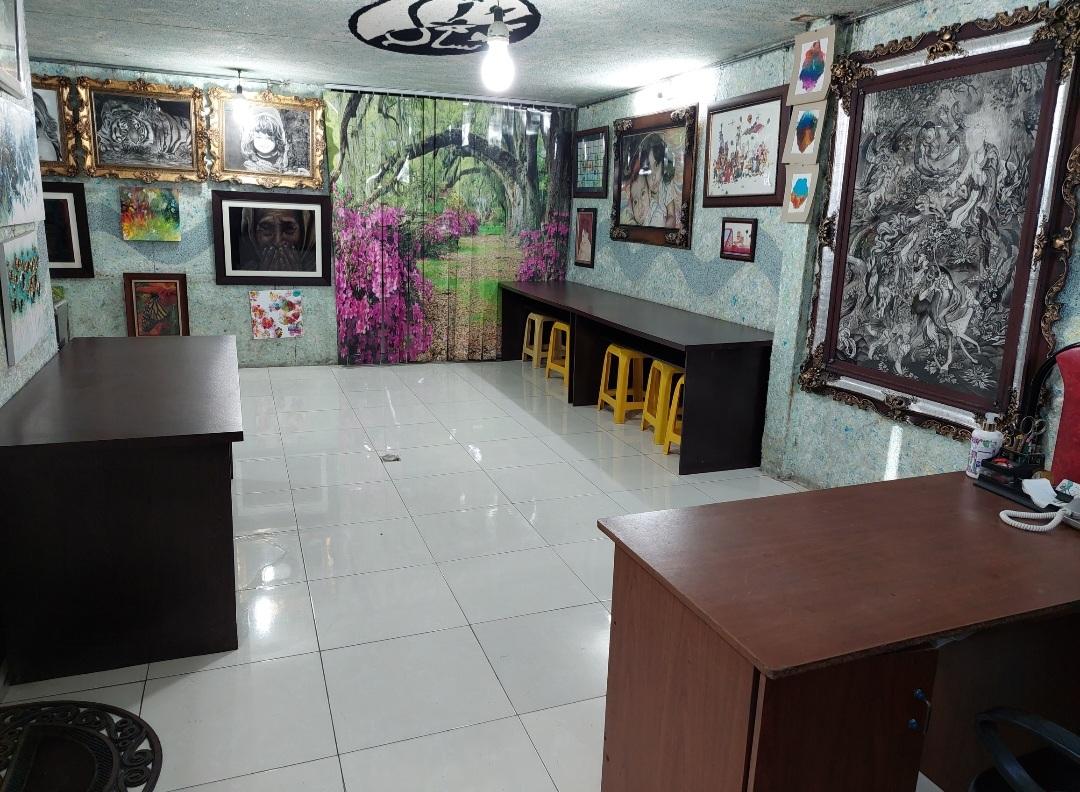 عکس گالری نقاشی نشاط